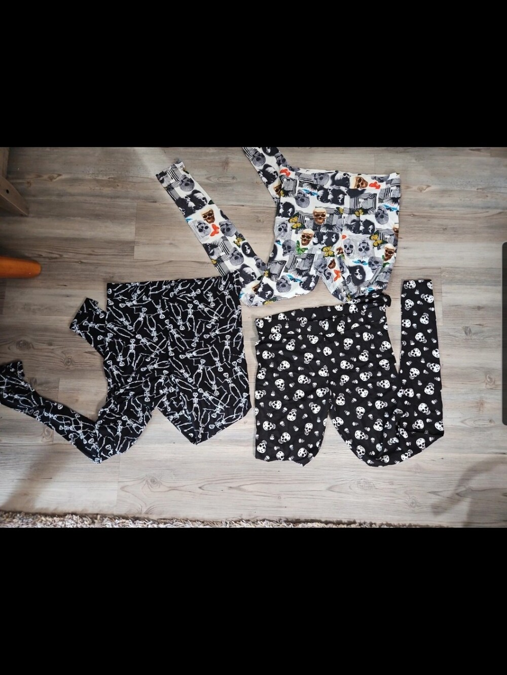 Which 2 Will You Choose?NWT Halloween Goth Spooky Loungewear Leggings sz. Large